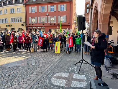 Mahnwache auf dem Rathausplatz Freiburg 26.2.2022